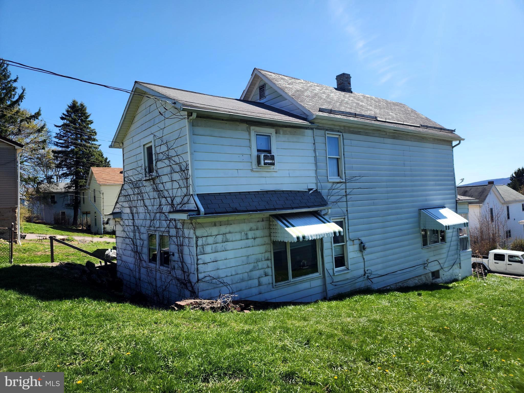 133 Maple St