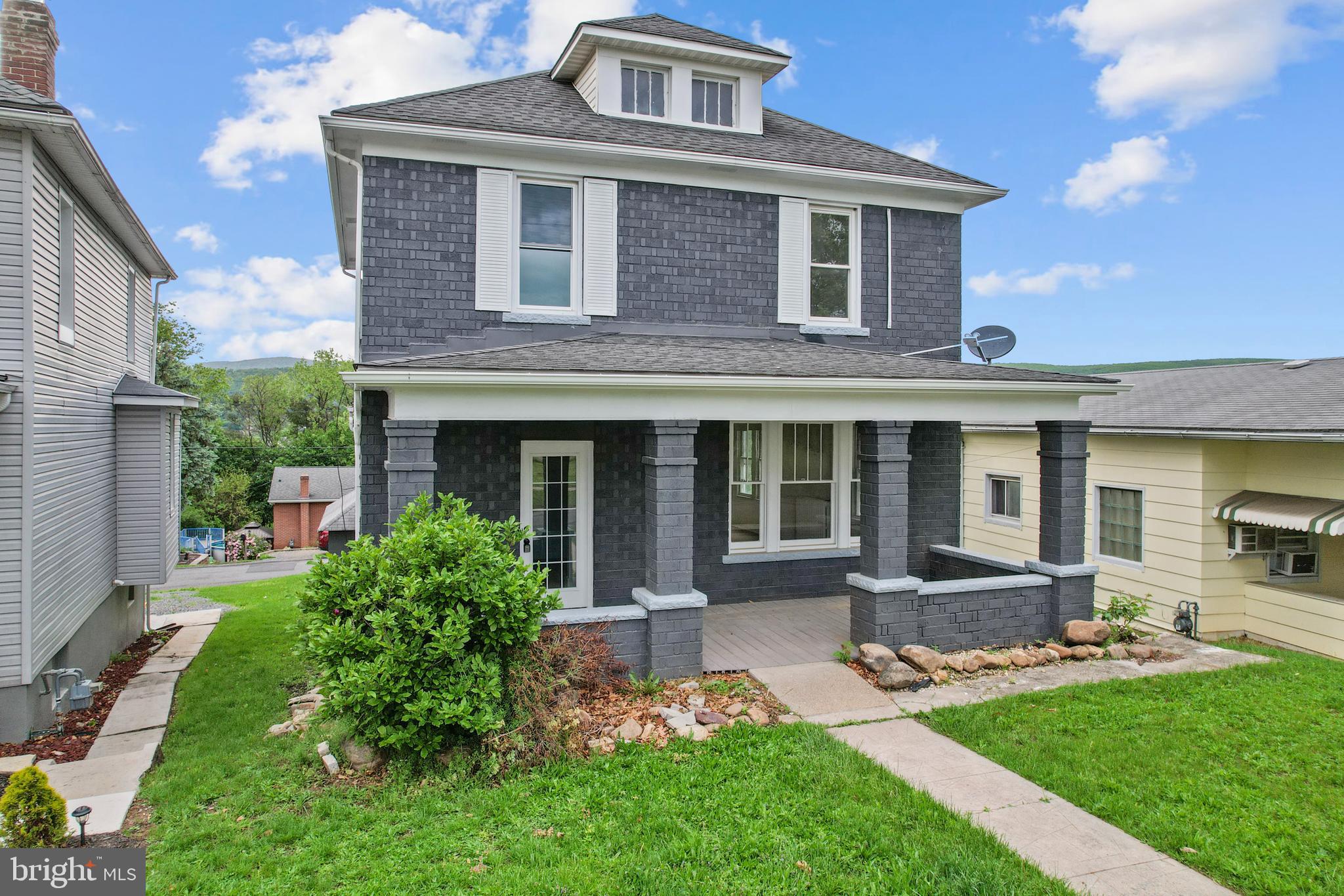 707 Hill Top Dr