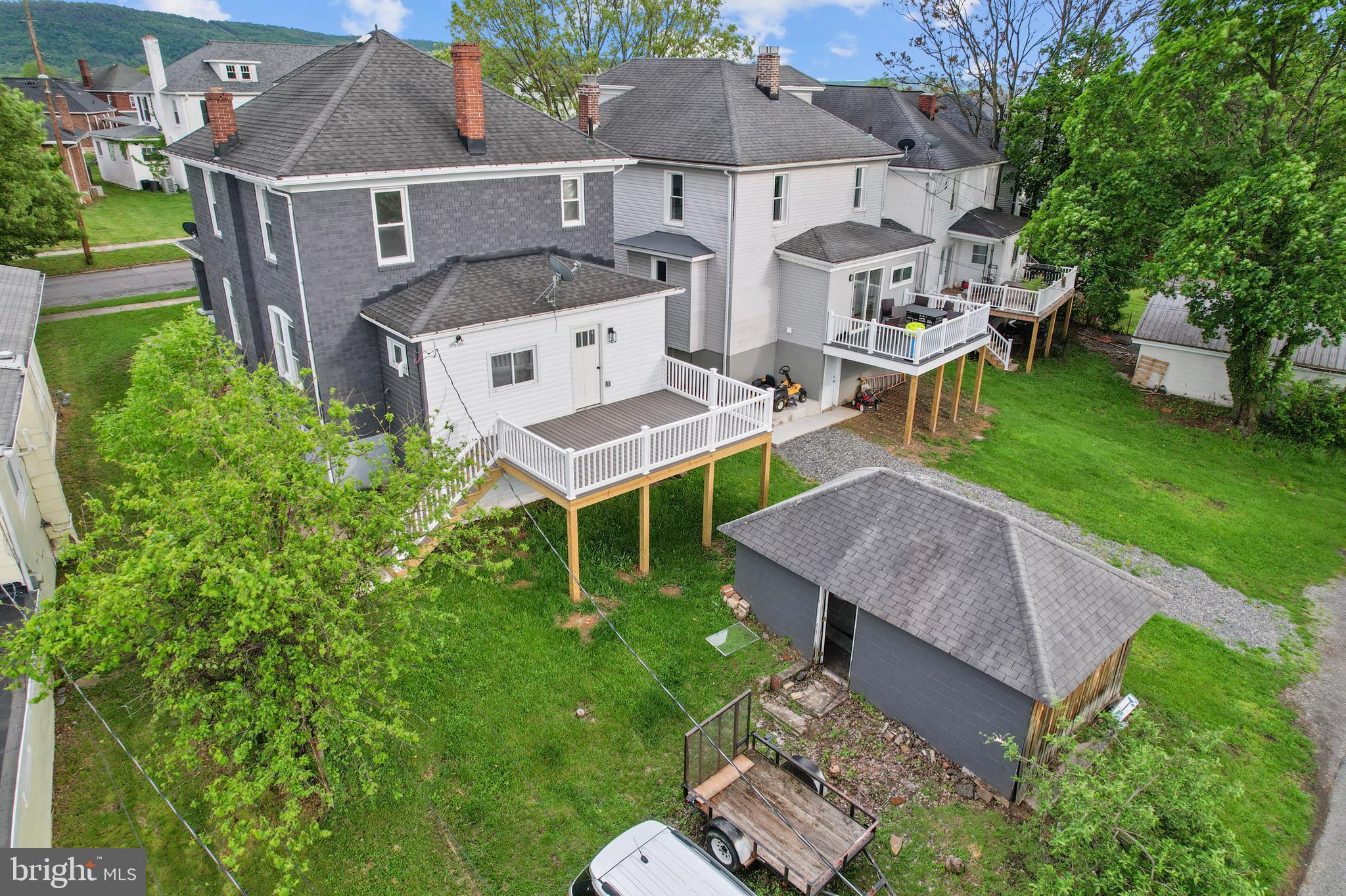 707 Hill Top Dr