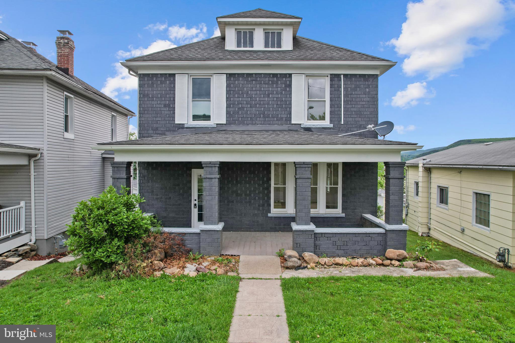 707 Hill Top Dr