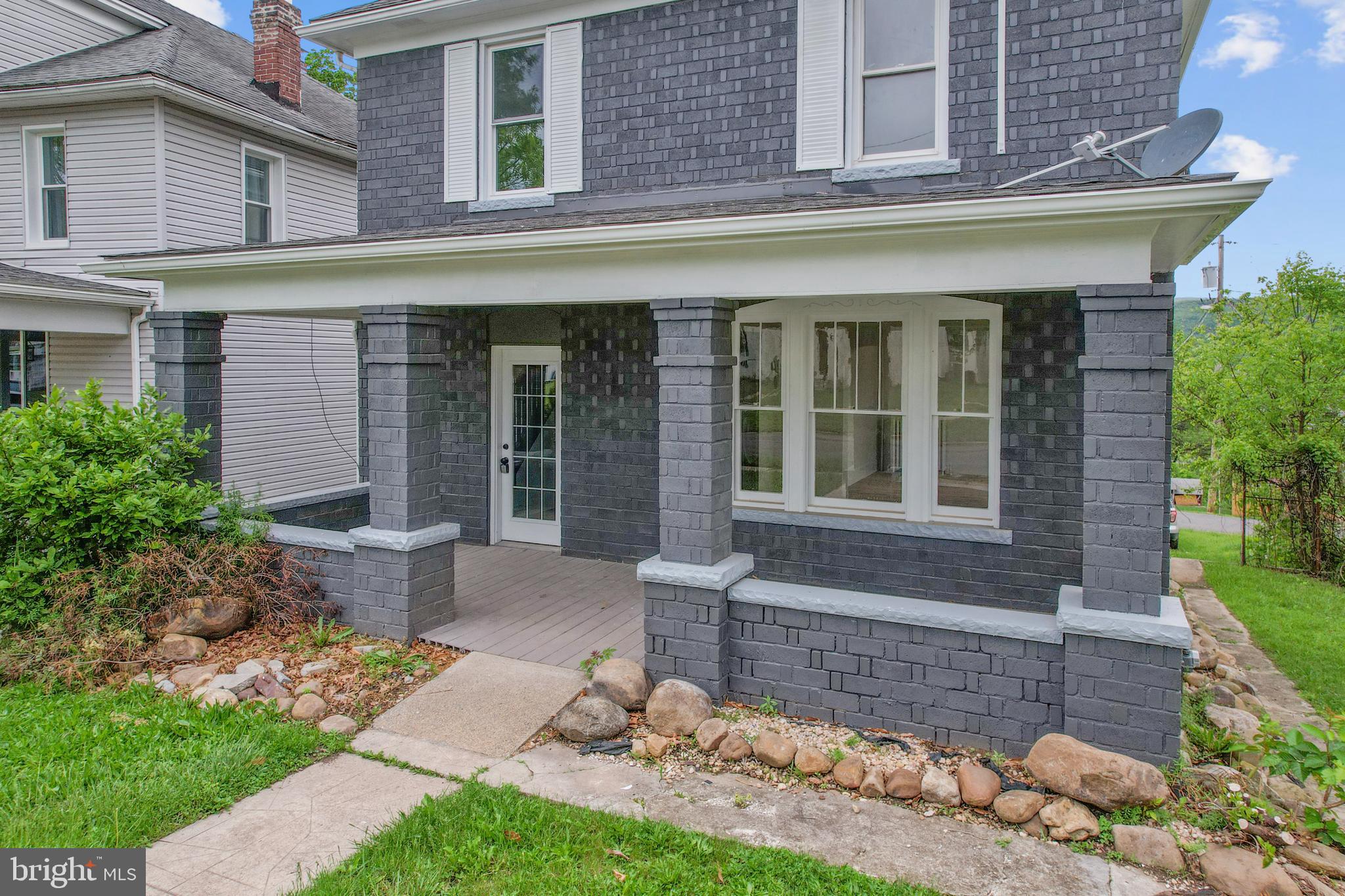 707 Hill Top Dr