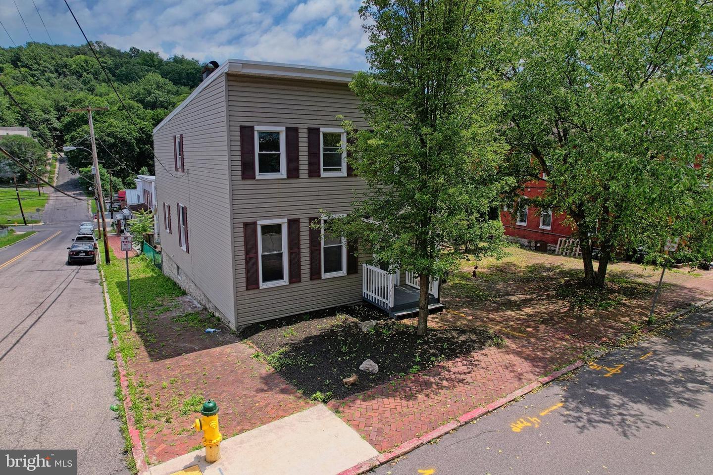 361 Bedford St