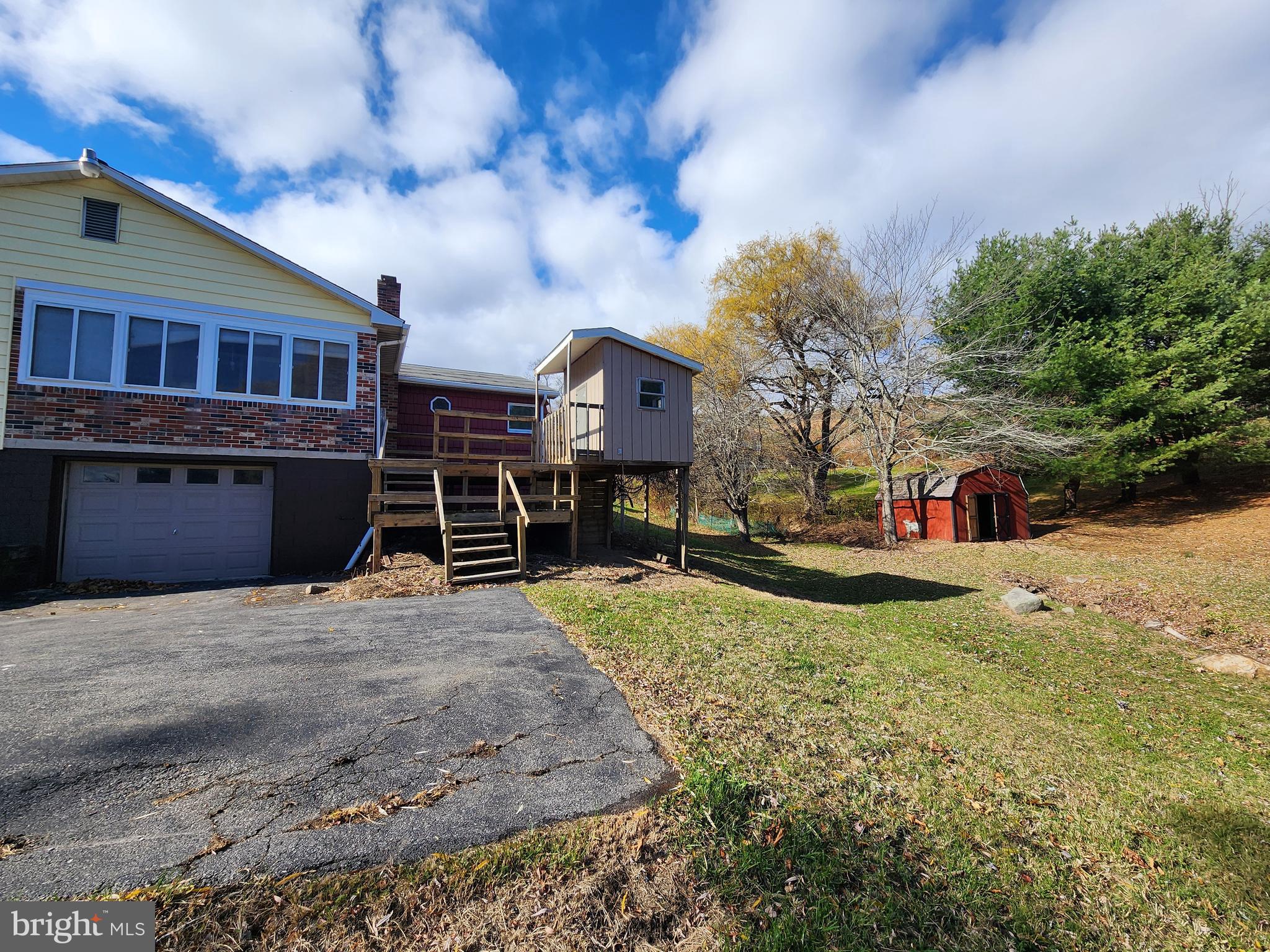 20307 POND CIRCLE ROAD SW