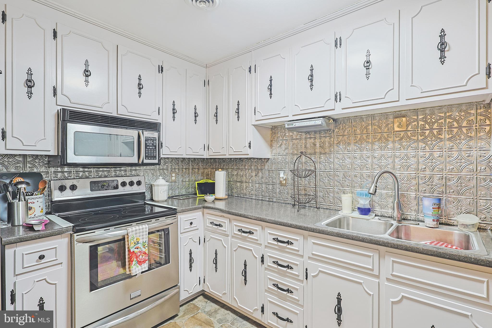 14129 LOUISE DRIVE SW