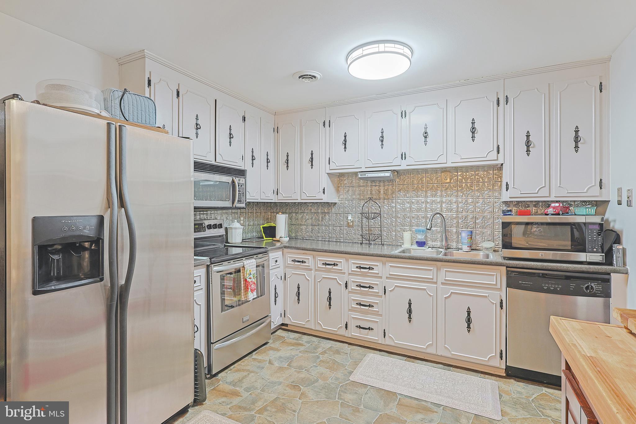 14129 LOUISE DRIVE SW