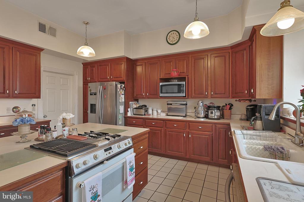 15715 MERRILL LANE