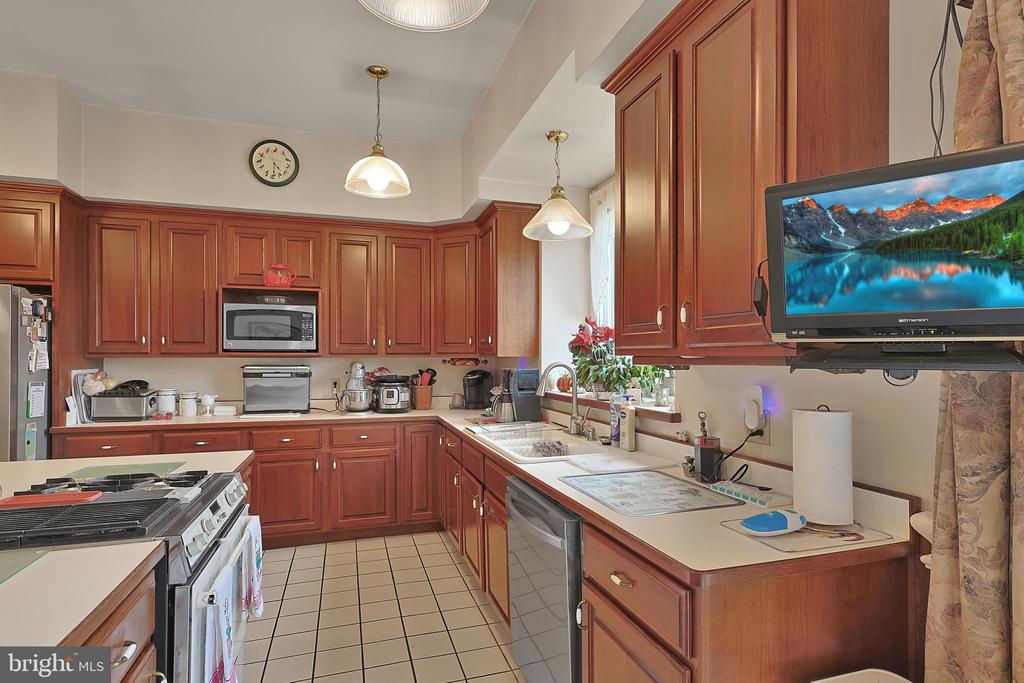 15715 MERRILL LANE