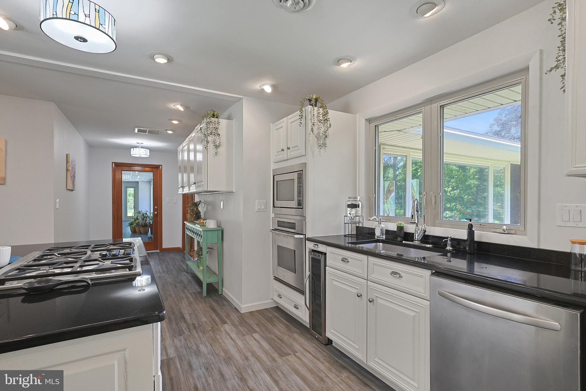 12421 HENRY DRIVE SW