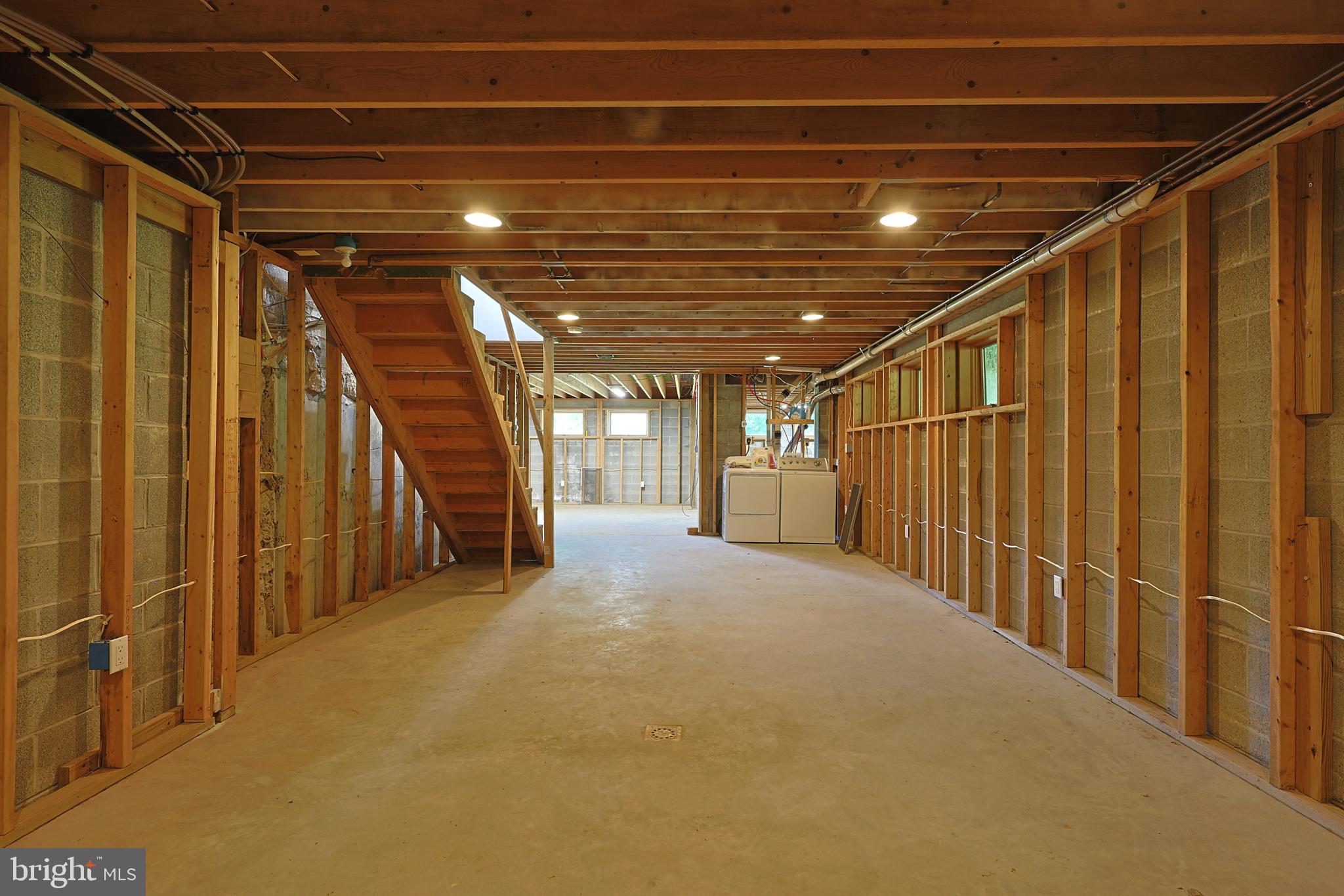 12421 HENRY DRIVE SW