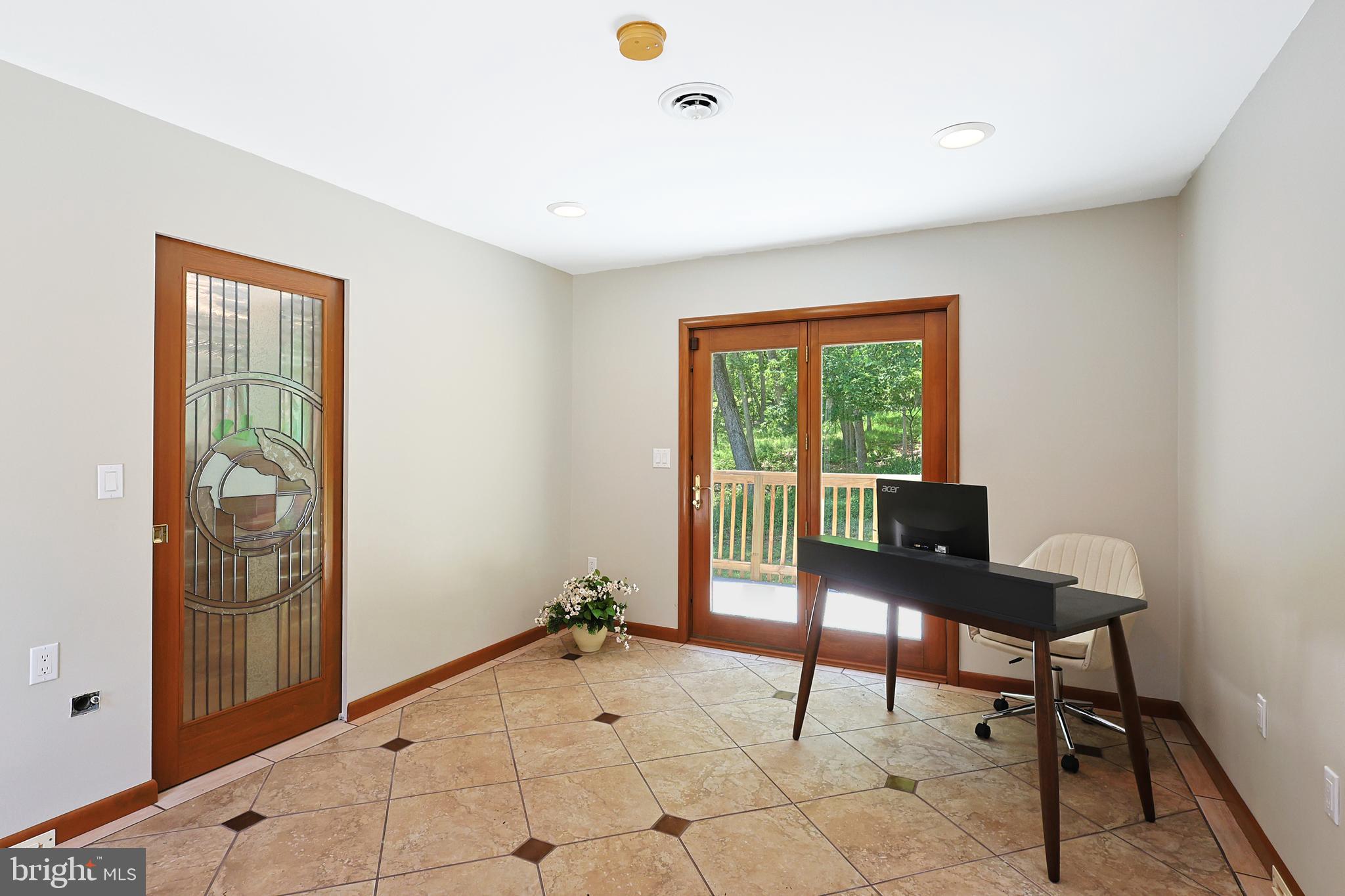 12421 HENRY DRIVE SW