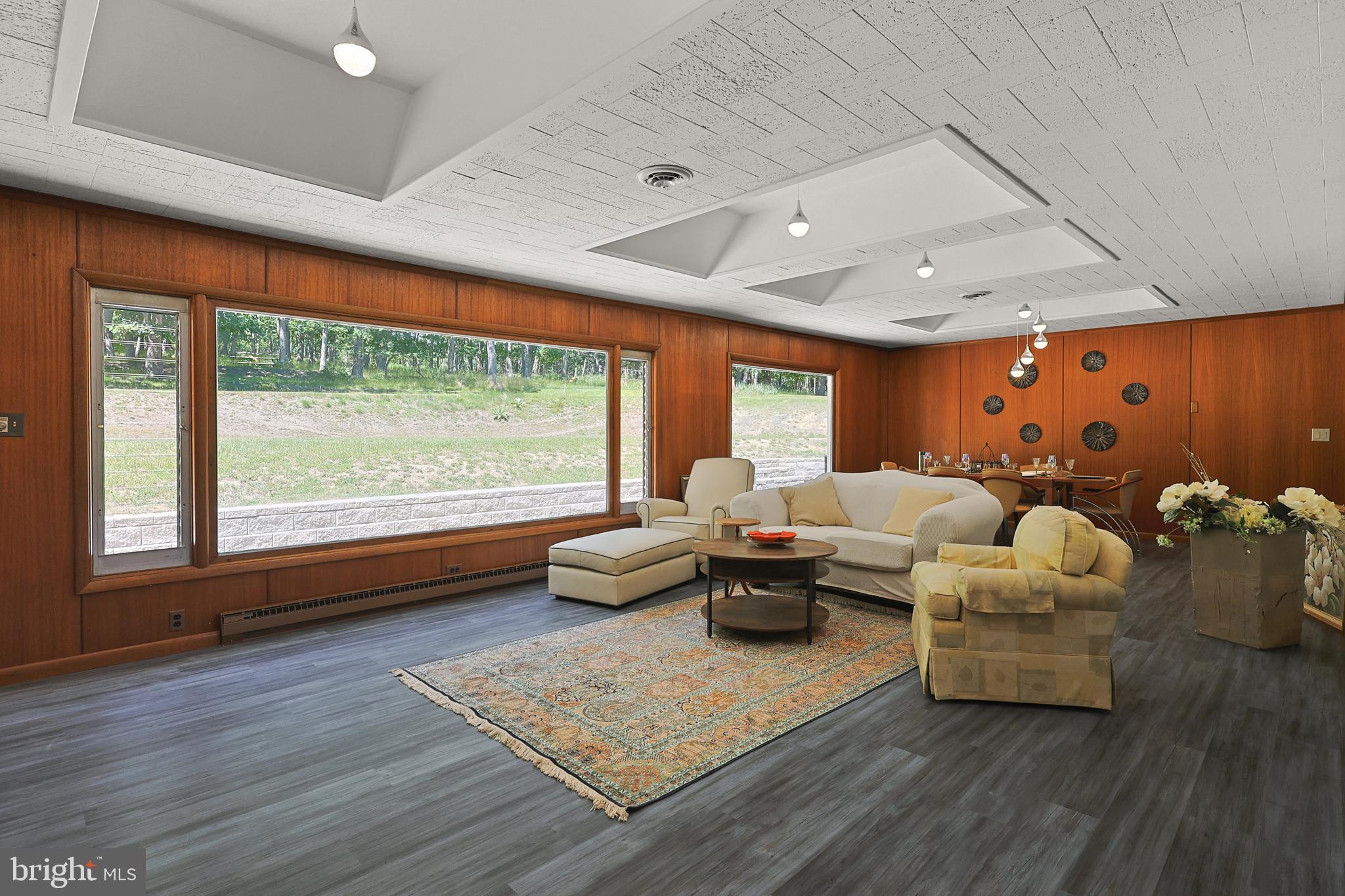 12421 HENRY DRIVE SW