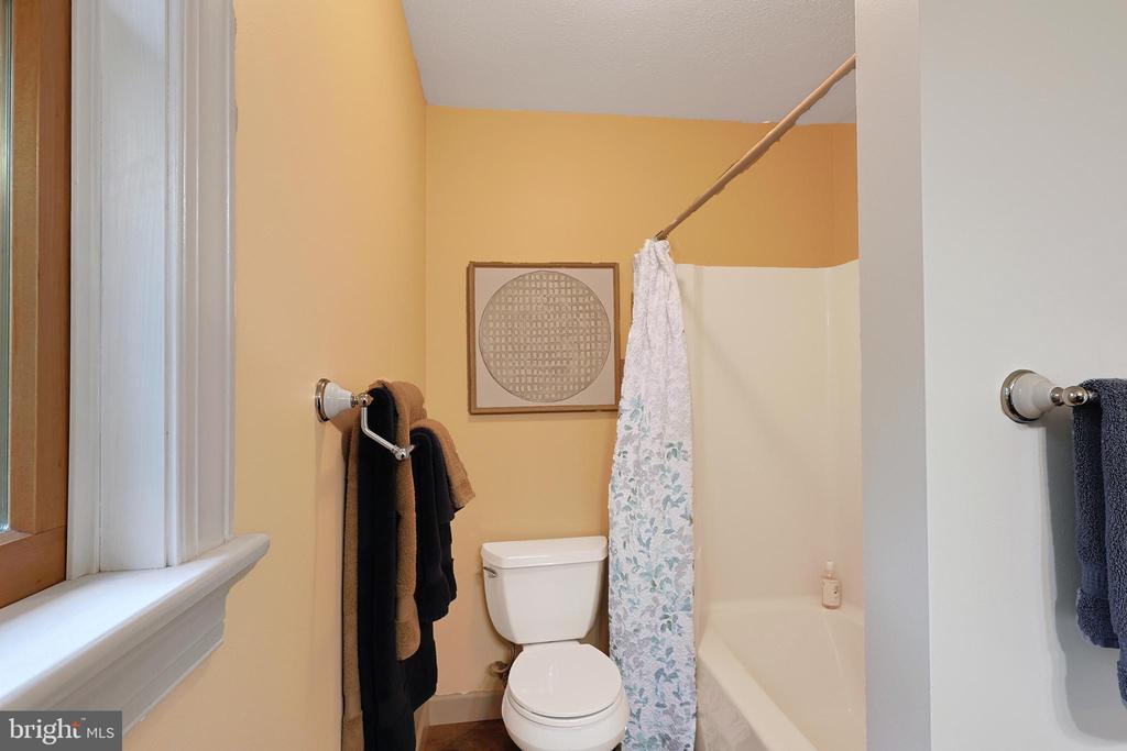 15206 BOURBON STREET SW