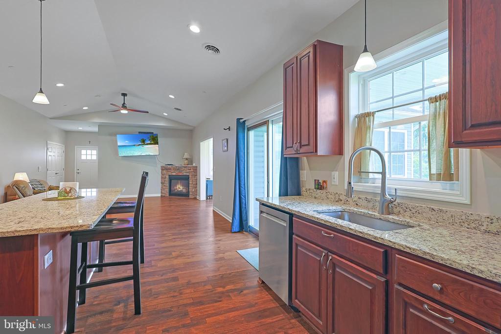 93 CANDLEWICK COURT