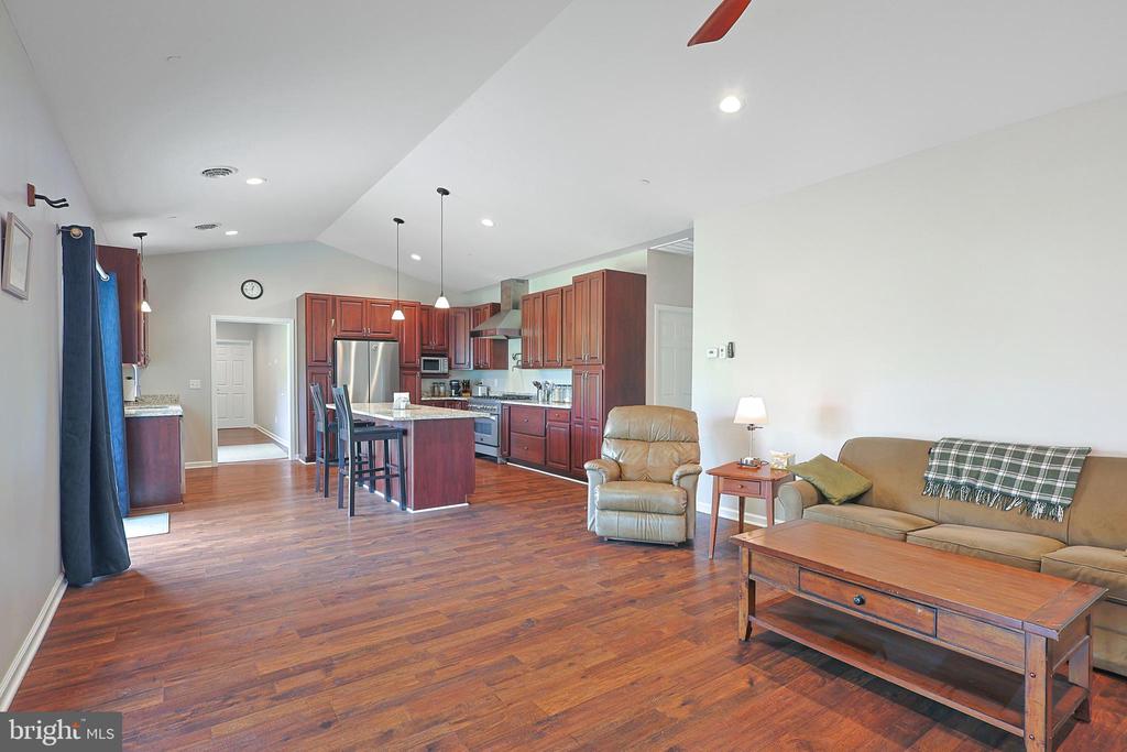 93 CANDLEWICK COURT