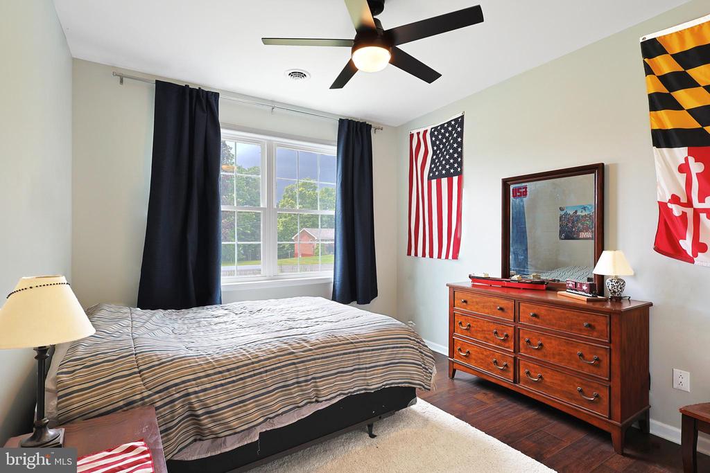 93 CANDLEWICK COURT