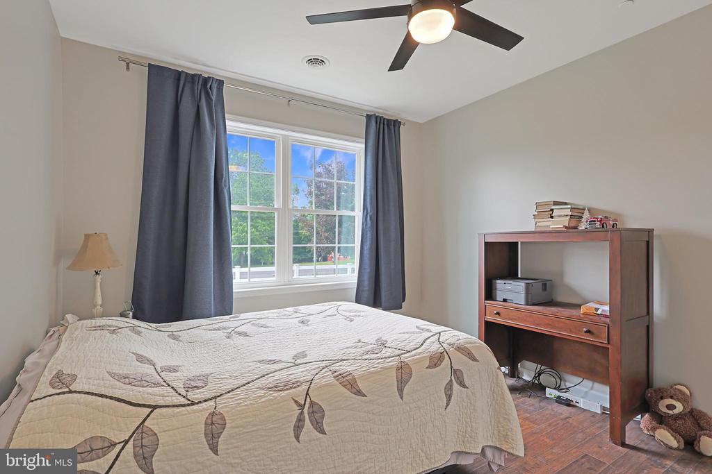 93 CANDLEWICK COURT