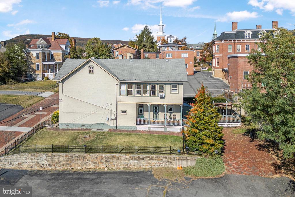 11 S SMALLWOOD STREET