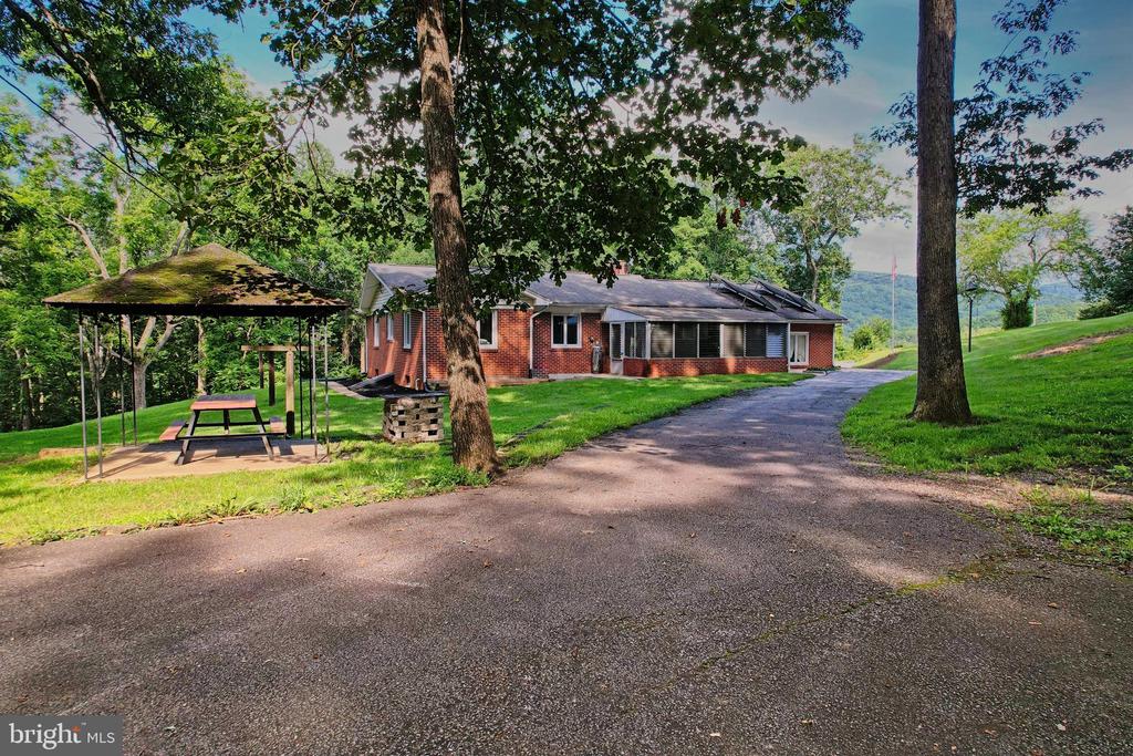 17026 EYLERS VALLEY ROAD