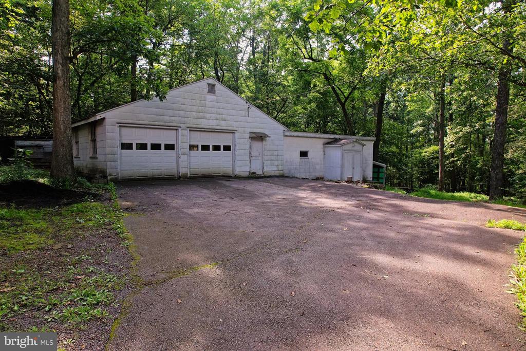 17026 EYLERS VALLEY ROAD