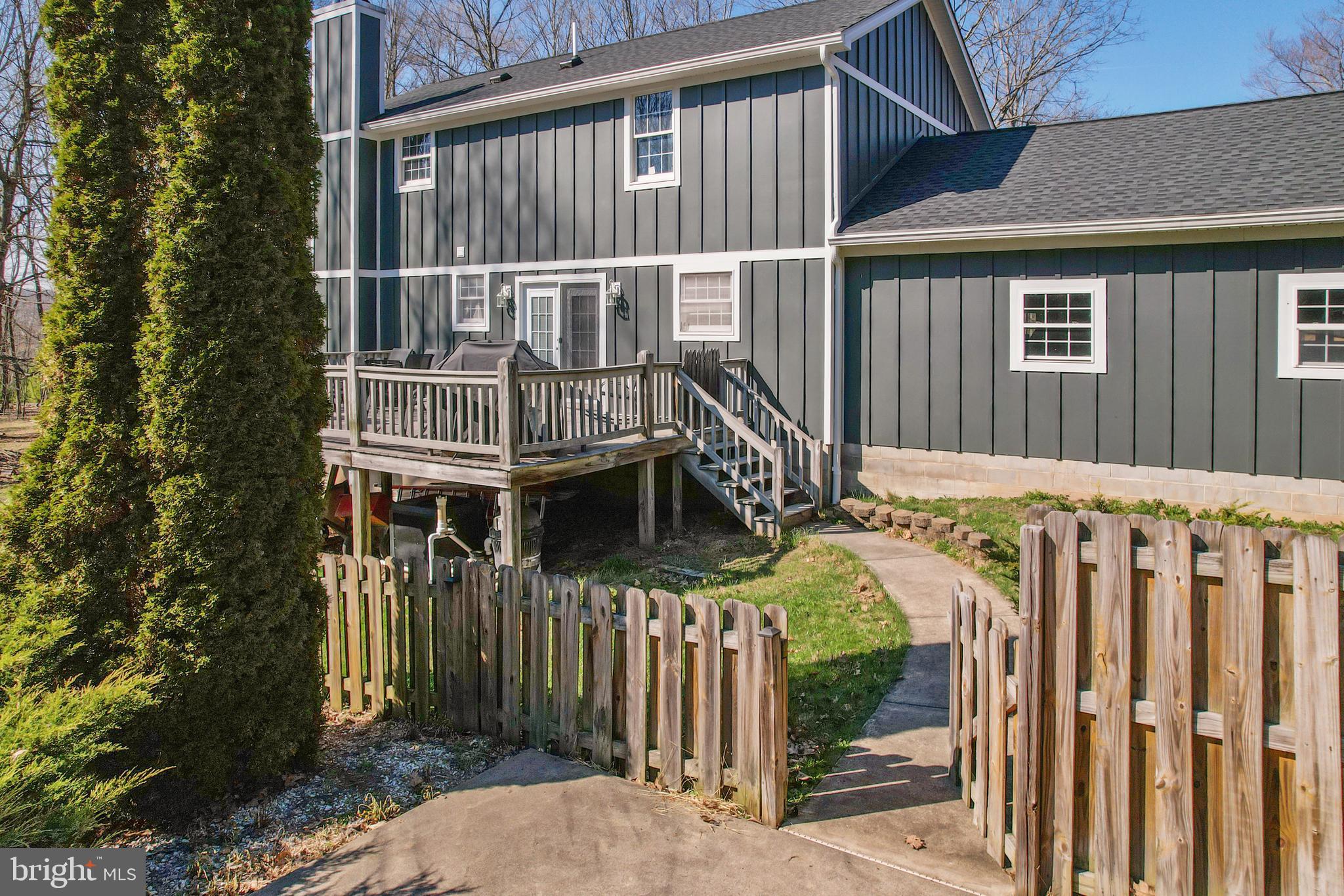 33 TEABERRY RIDGE ROAD