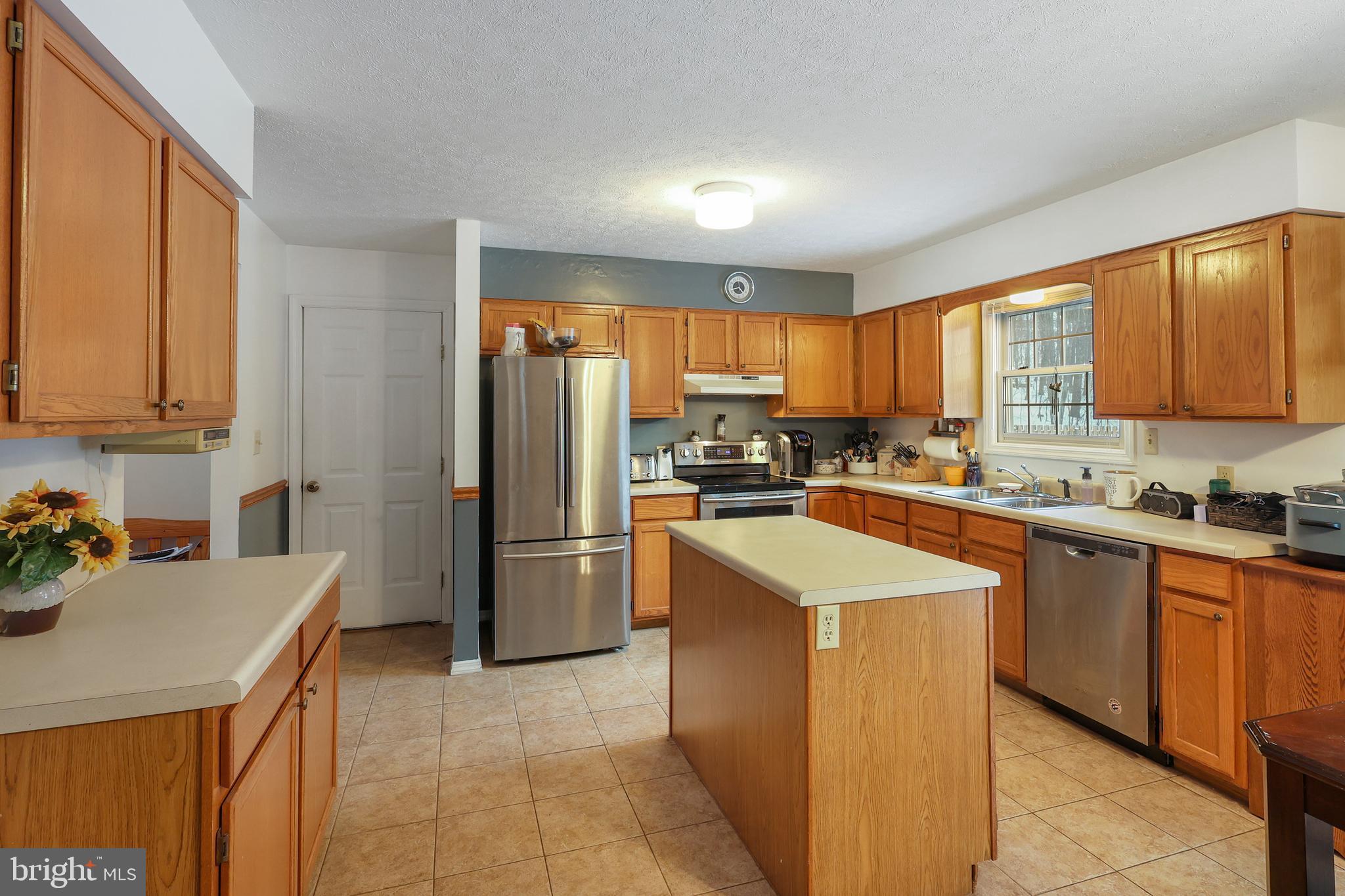 33 TEABERRY RIDGE ROAD