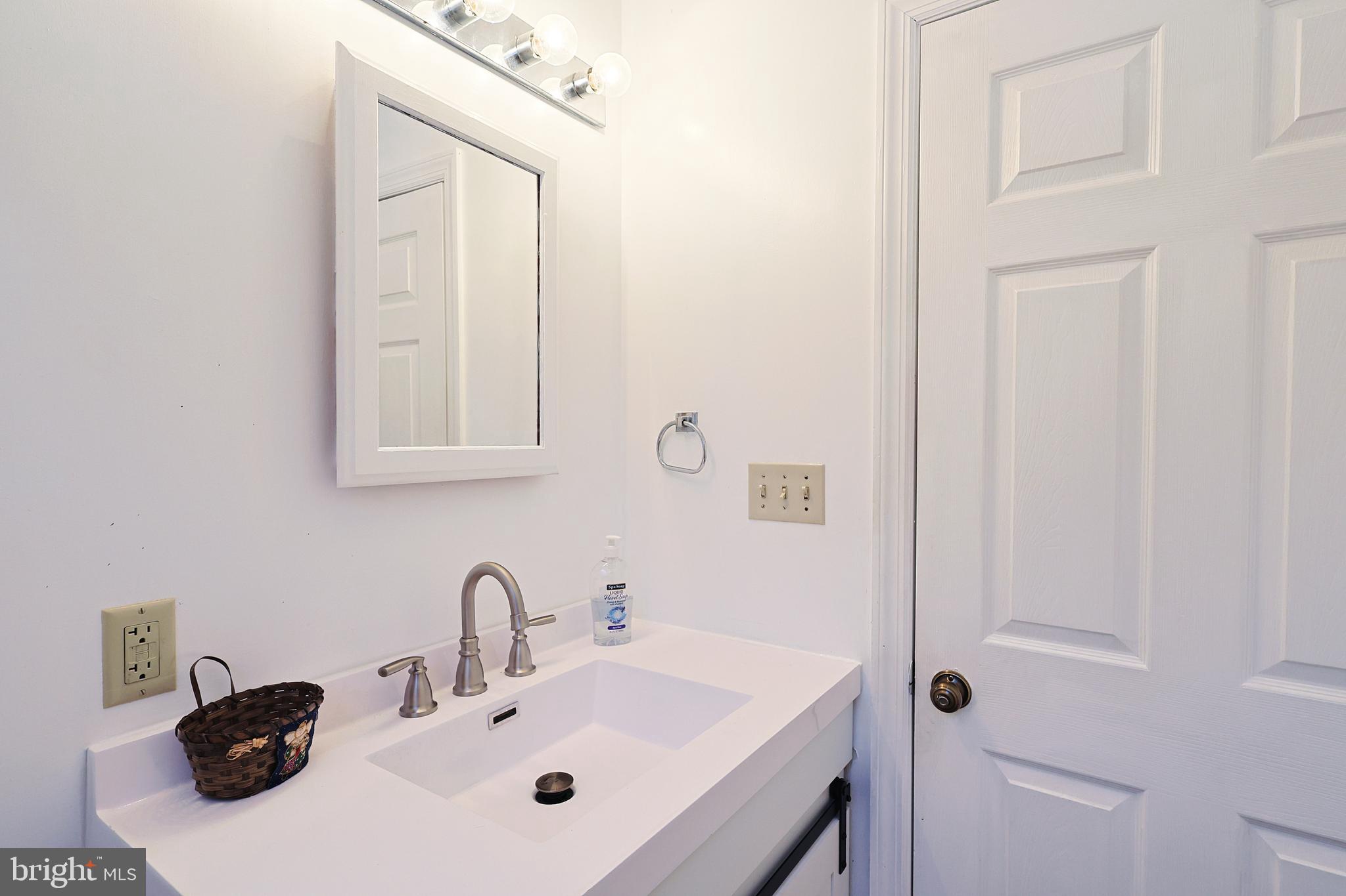 33 TEABERRY RIDGE ROAD