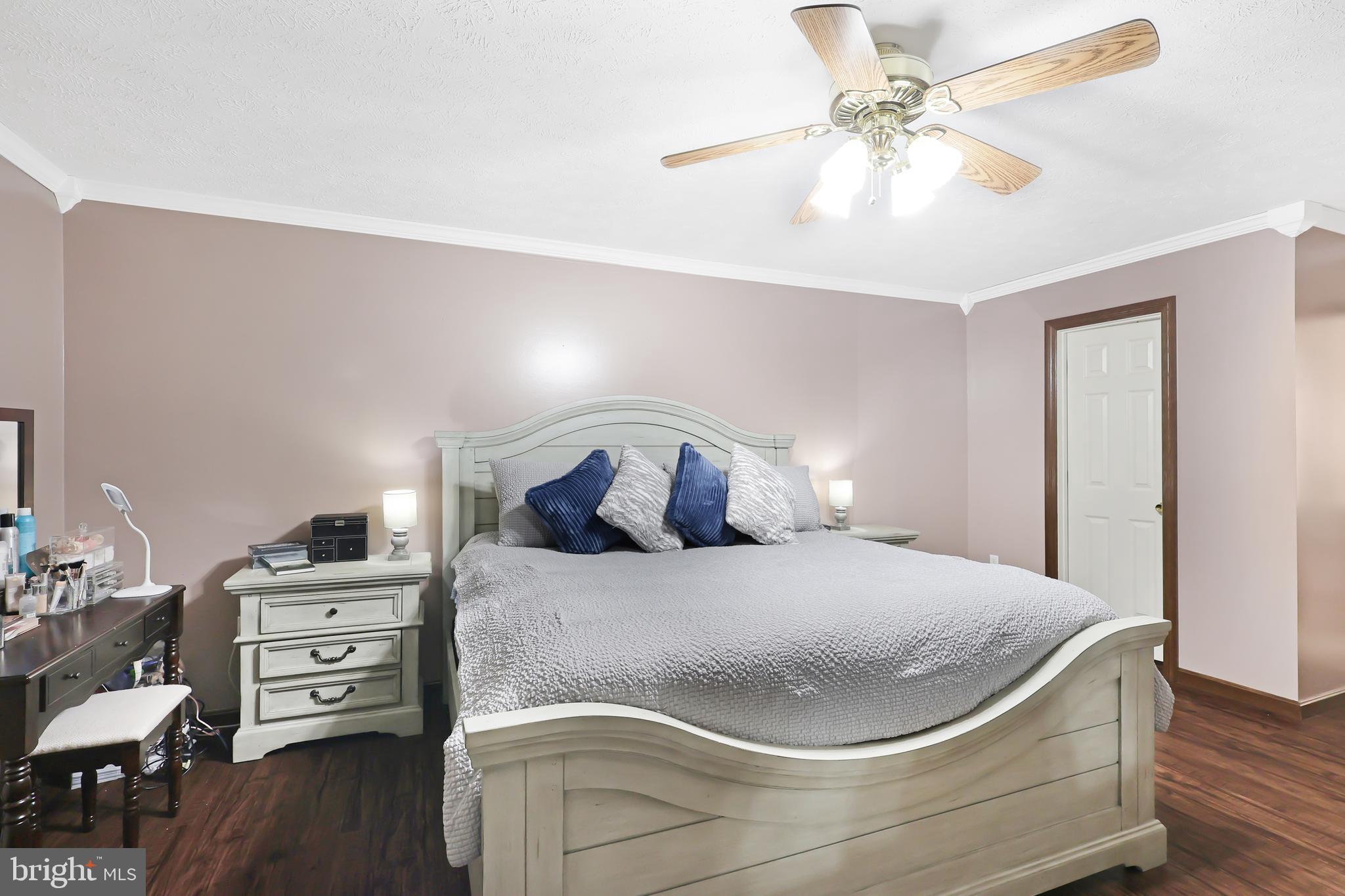 337 LAUREL WOOD DRIVE