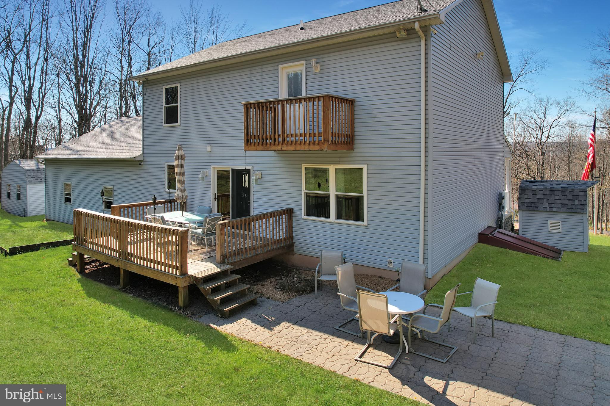 337 LAUREL WOOD DRIVE