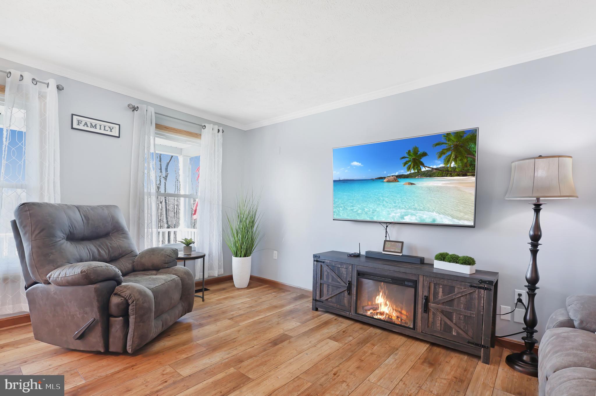 337 LAUREL WOOD DRIVE