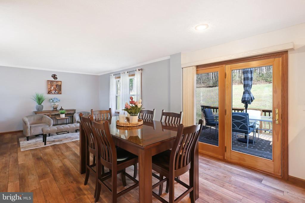 337 LAUREL WOOD DRIVE