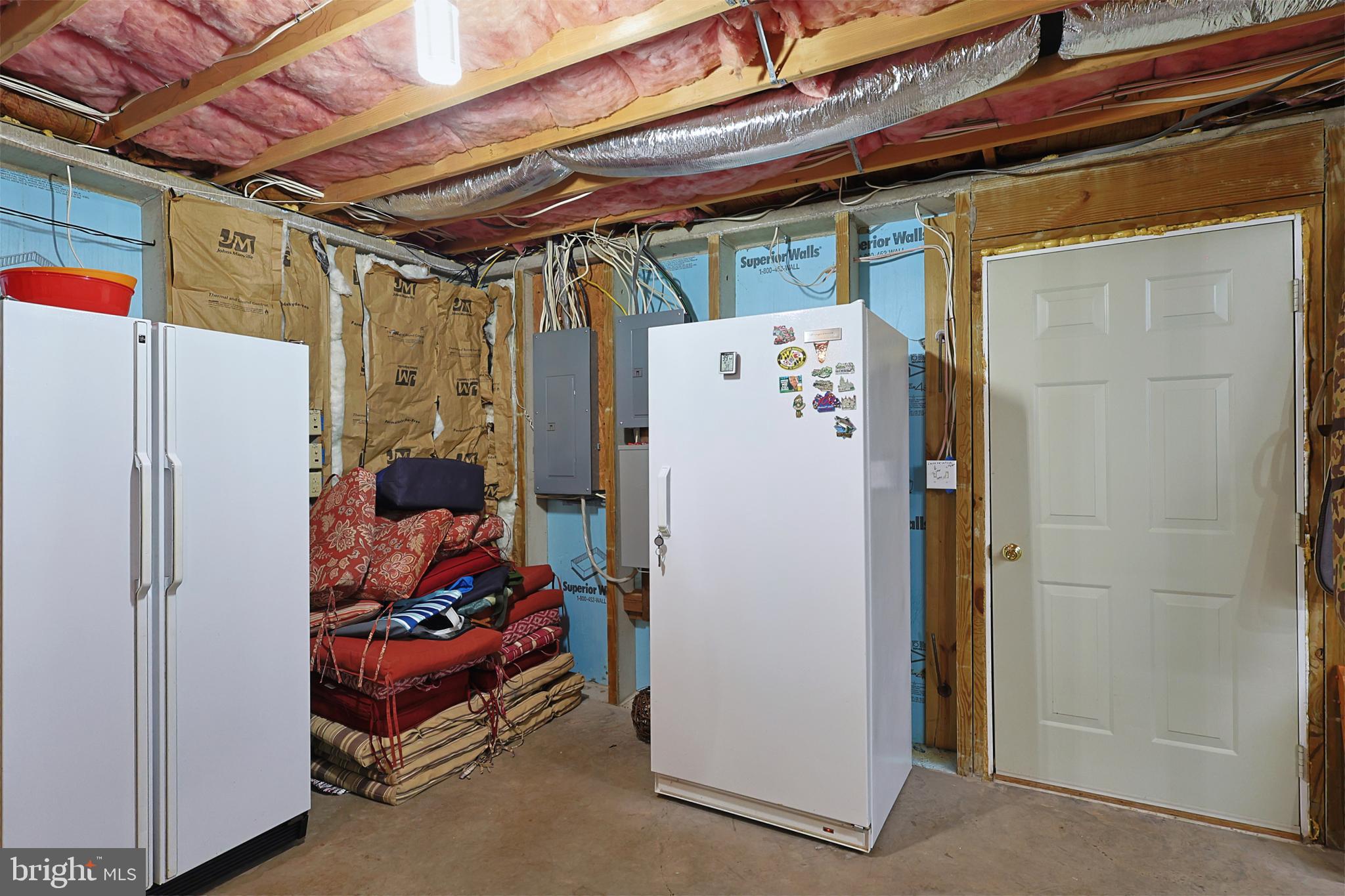 337 LAUREL WOOD DRIVE