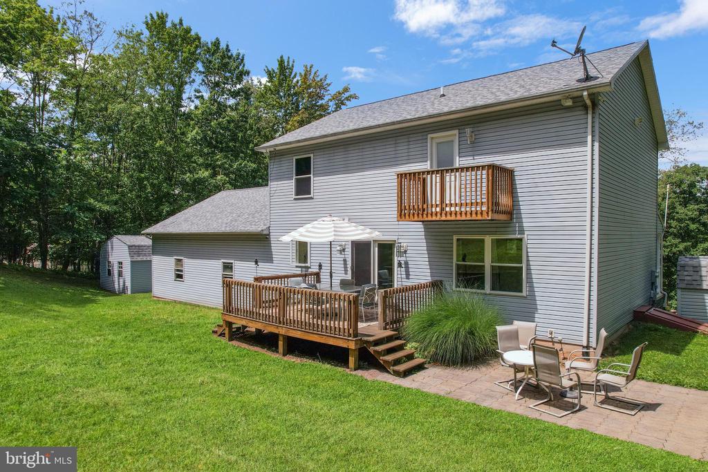337 LAUREL WOOD DRIVE