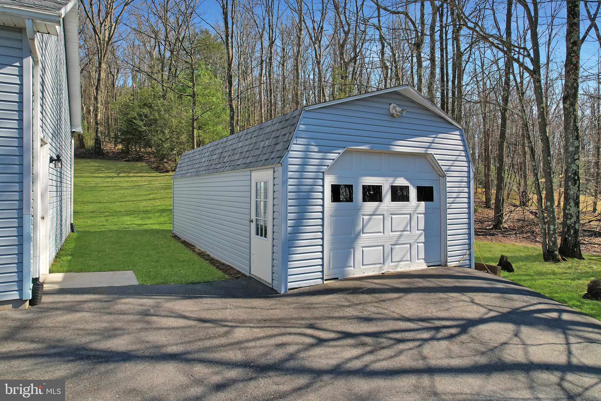 337 LAUREL WOOD DRIVE