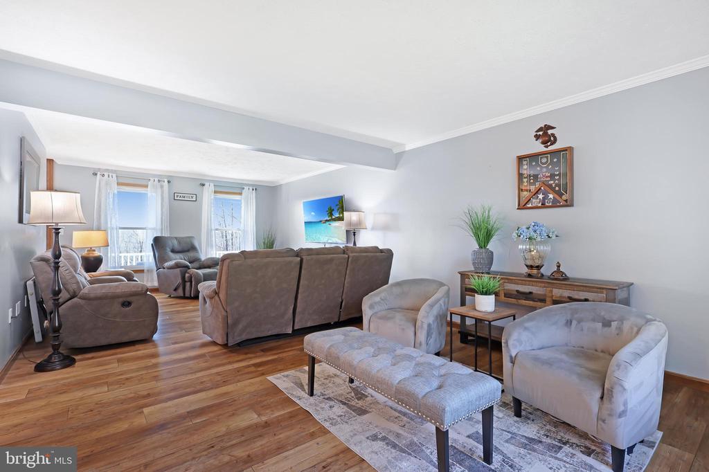 337 LAUREL WOOD DRIVE