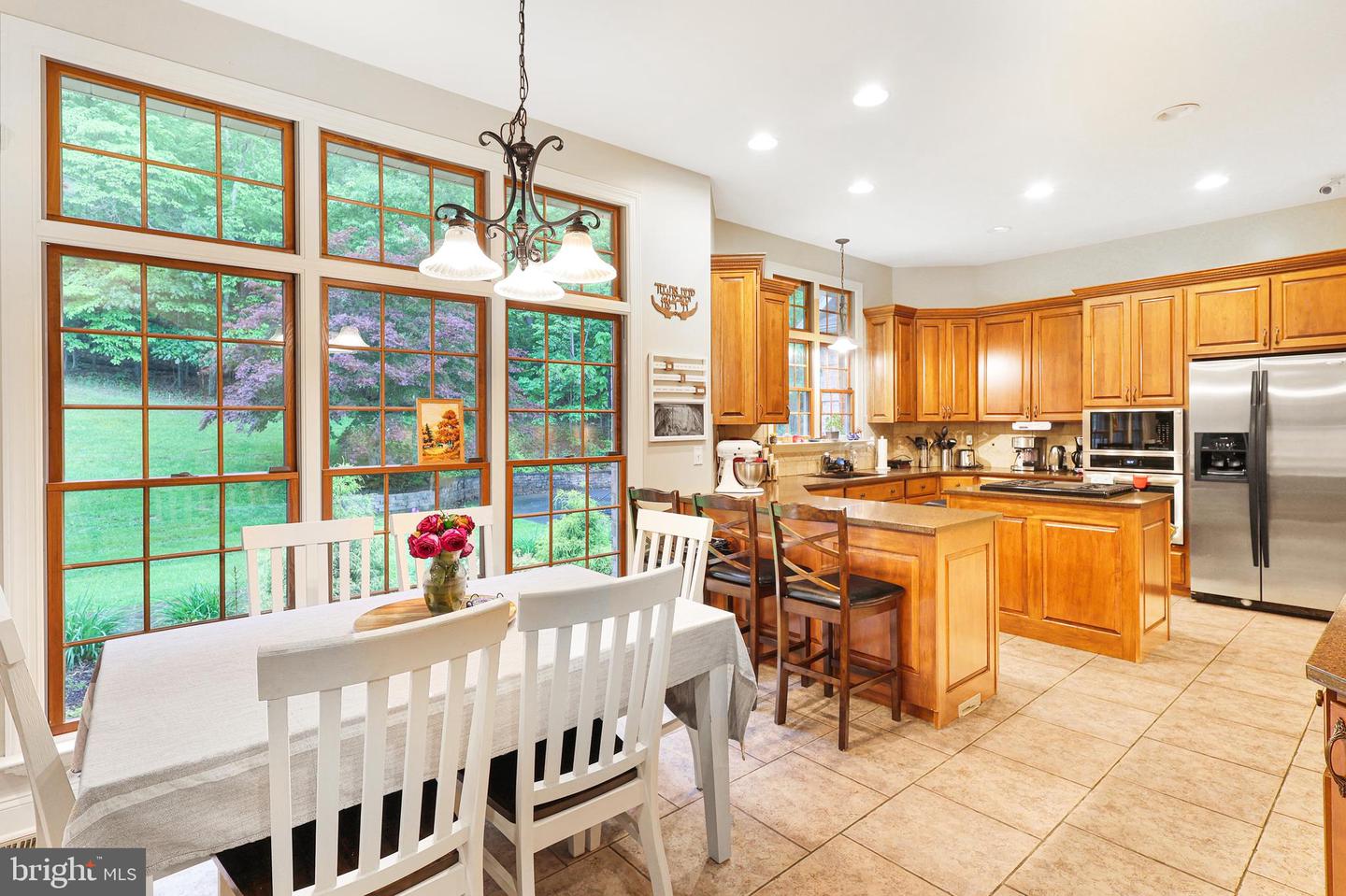 25 Mariner Ct
