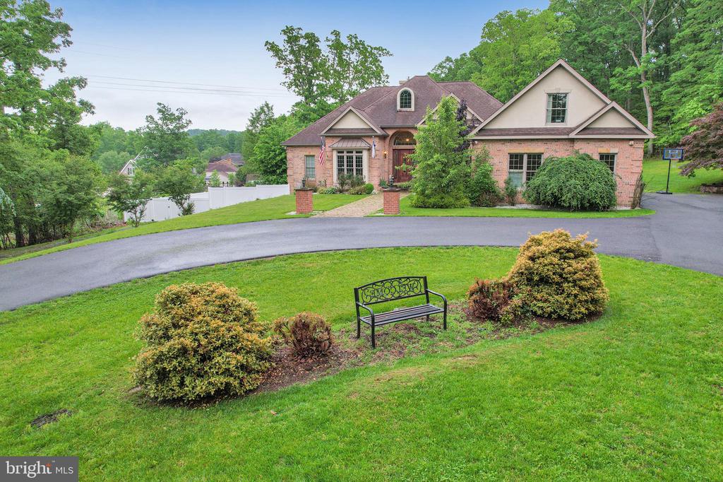 25 Mariner Ct