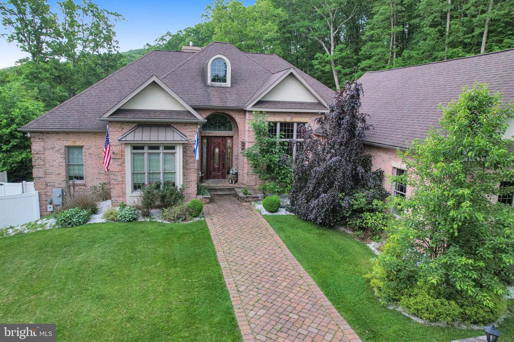25 Mariner Ct