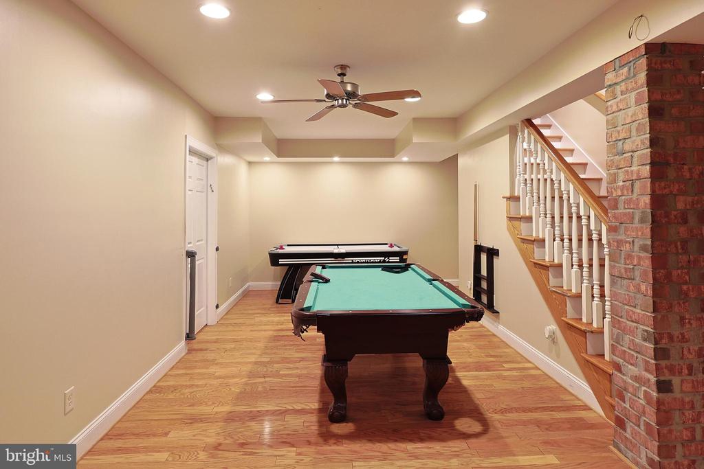 25 Mariner Ct