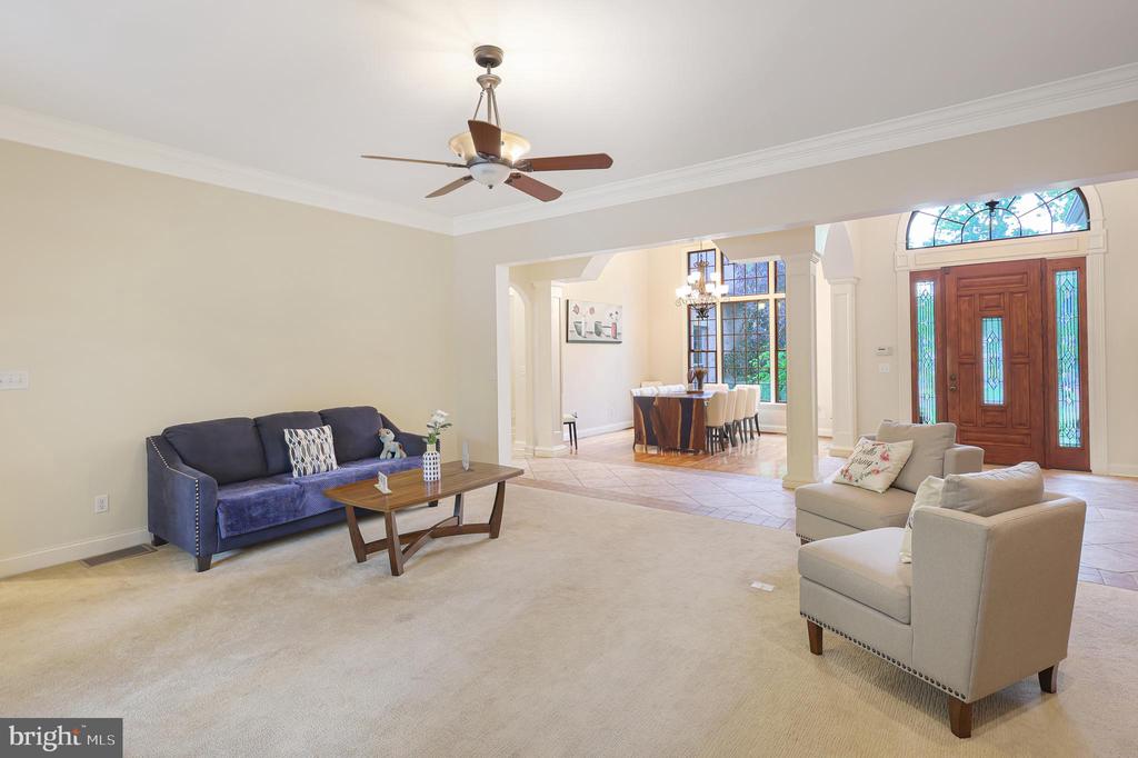 25 Mariner Ct