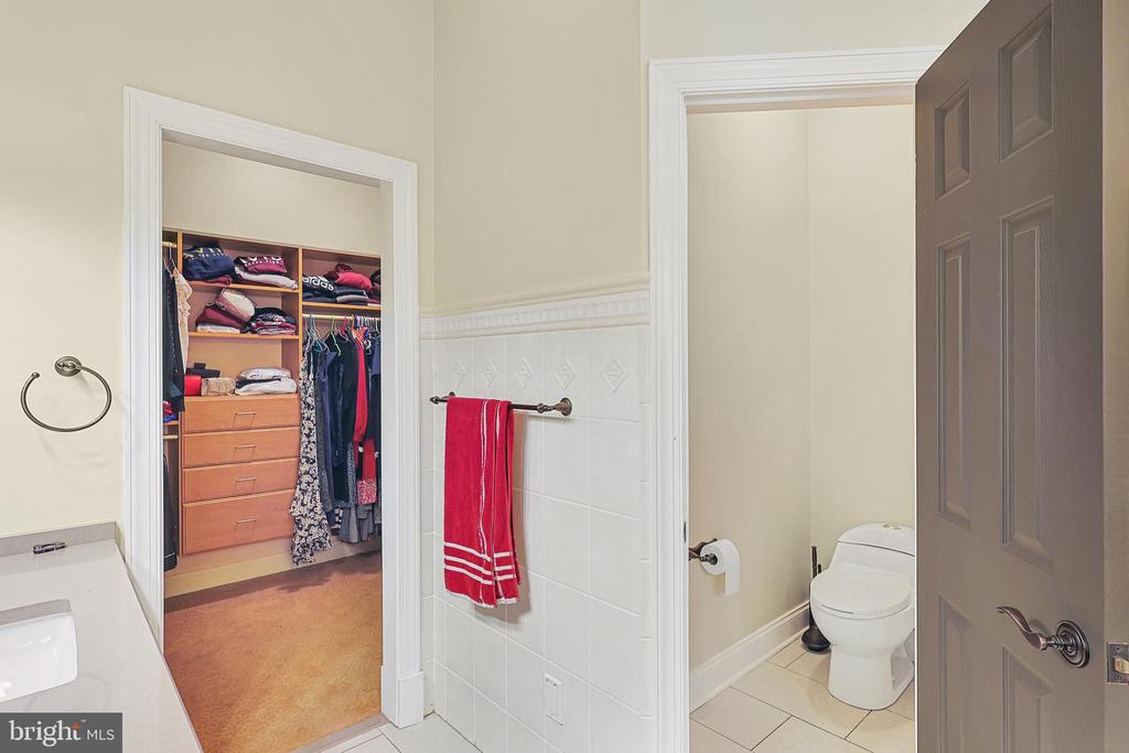 25 Mariner Ct