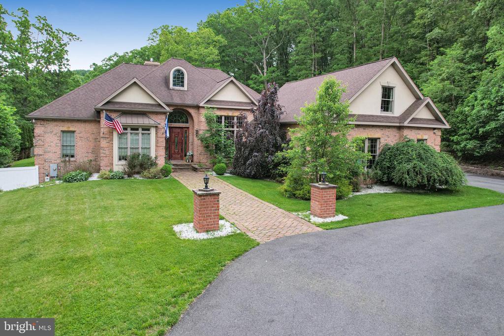25 Mariner Ct