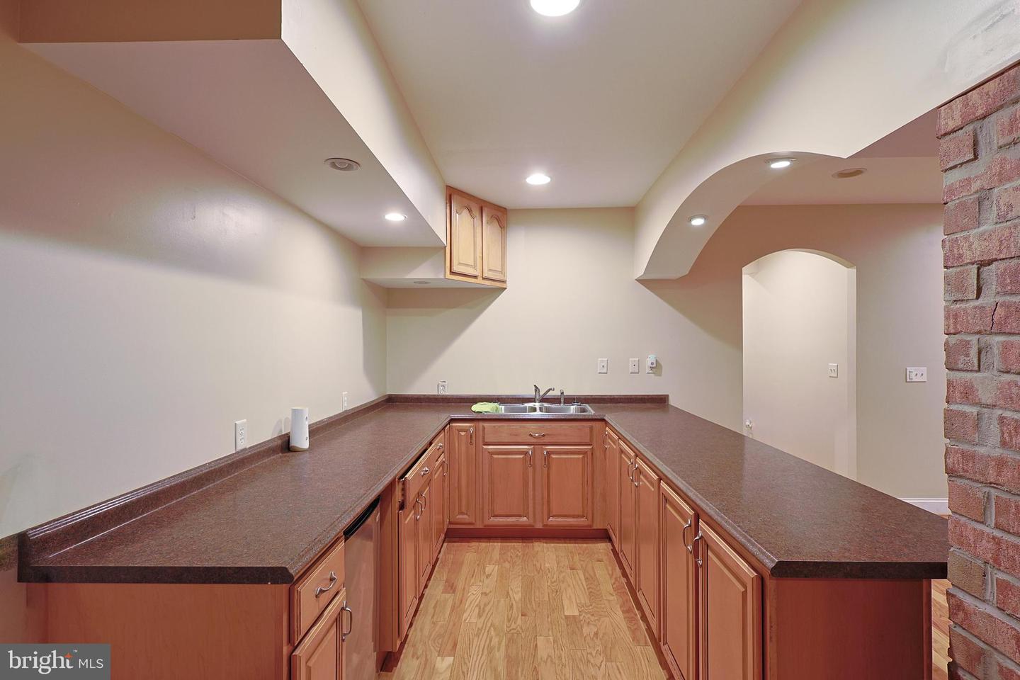 25 Mariner Ct