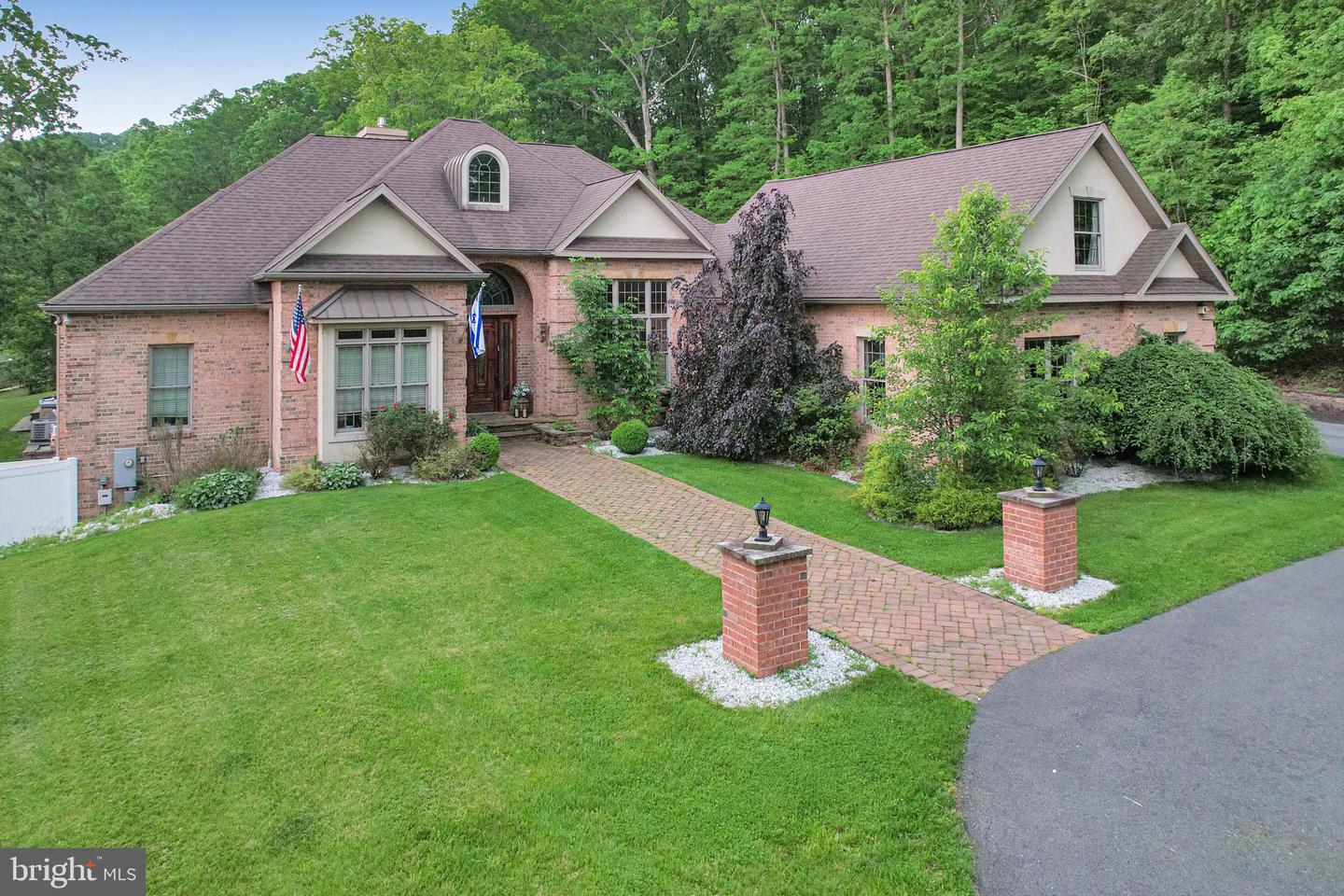 25 Mariner Ct