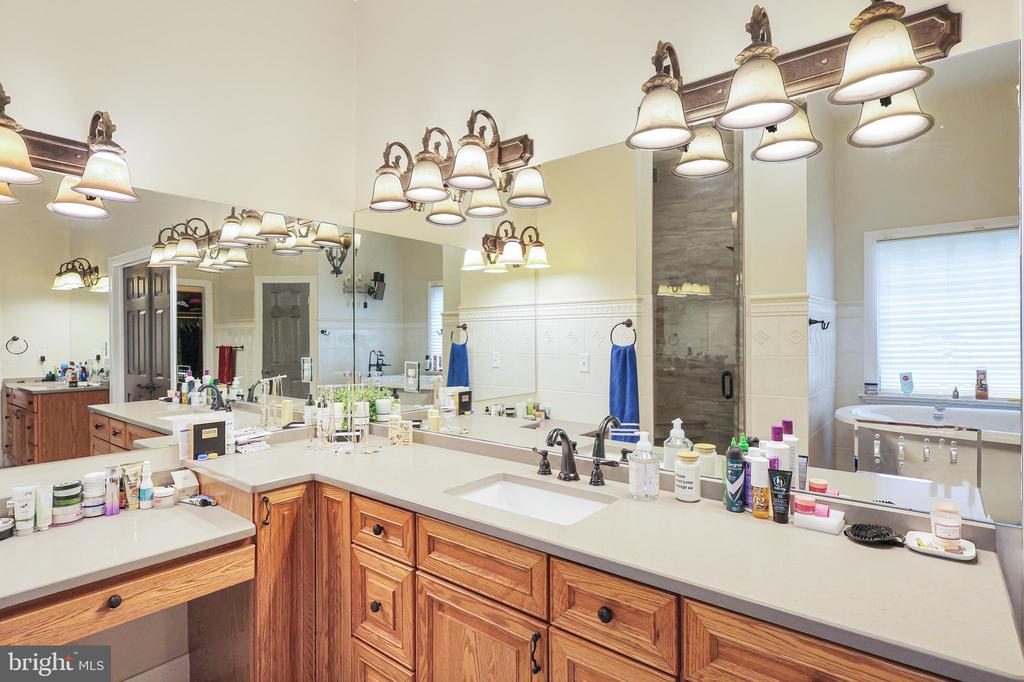 25 Mariner Ct