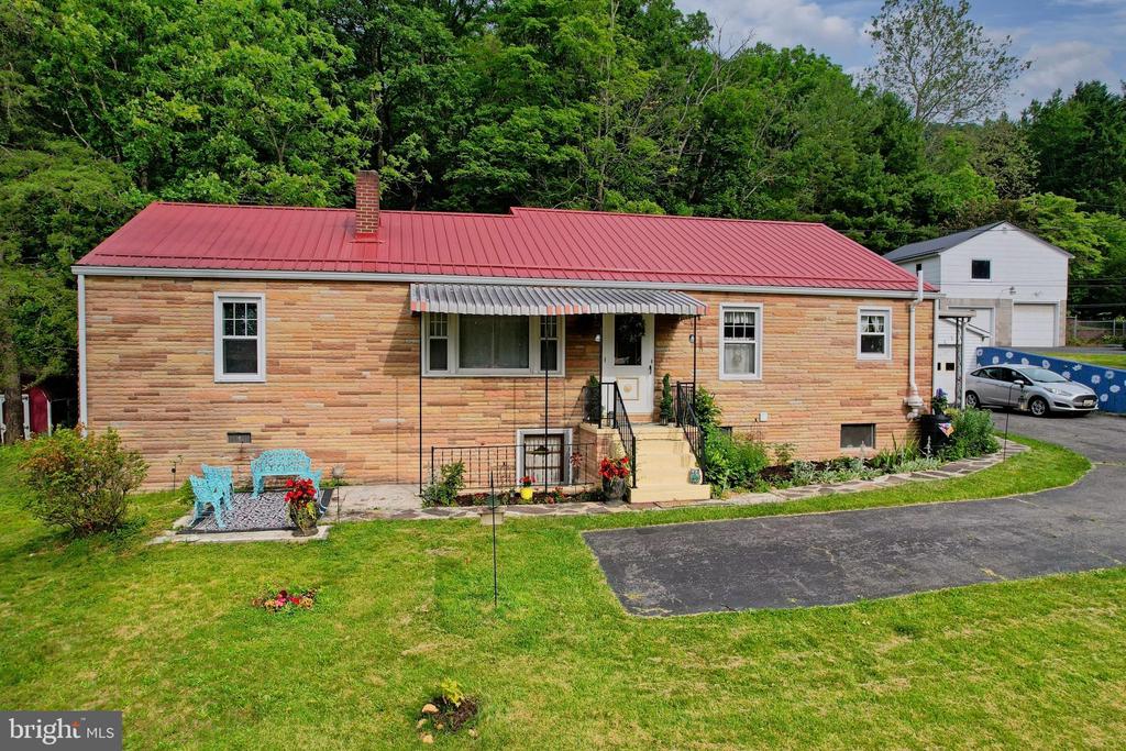 5046 FRANKFORT HIGHWAY