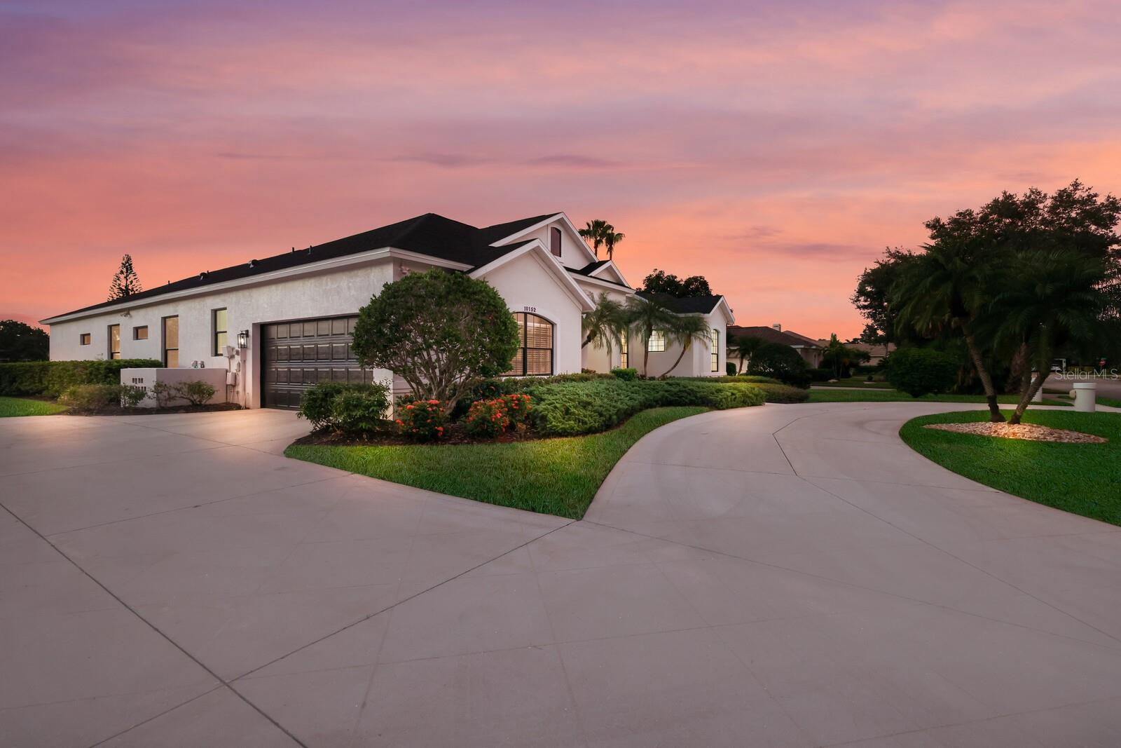 10152 CHERRY HILLS AVENUE CIR