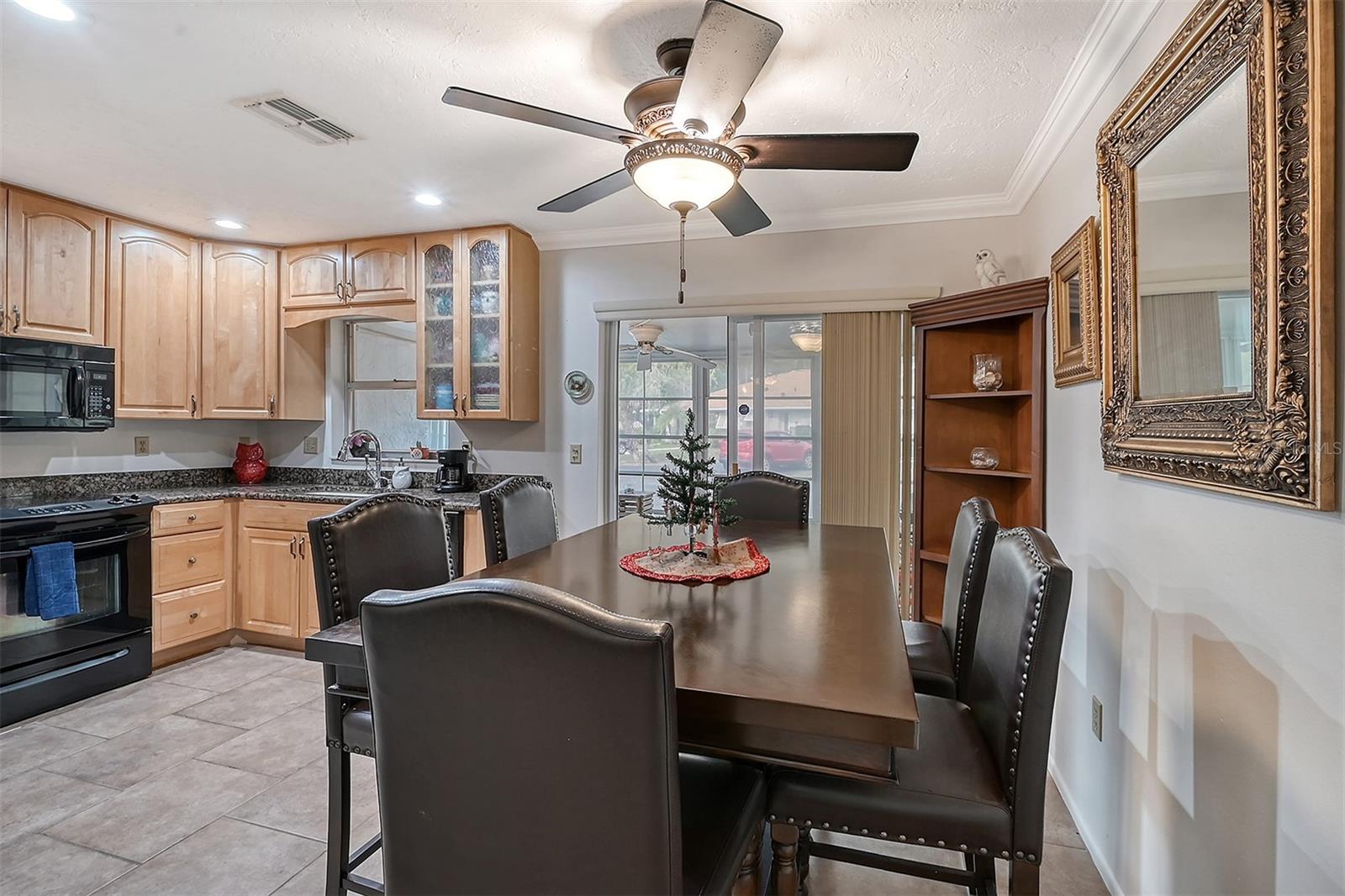 663 N JEFFERSON AVE #663