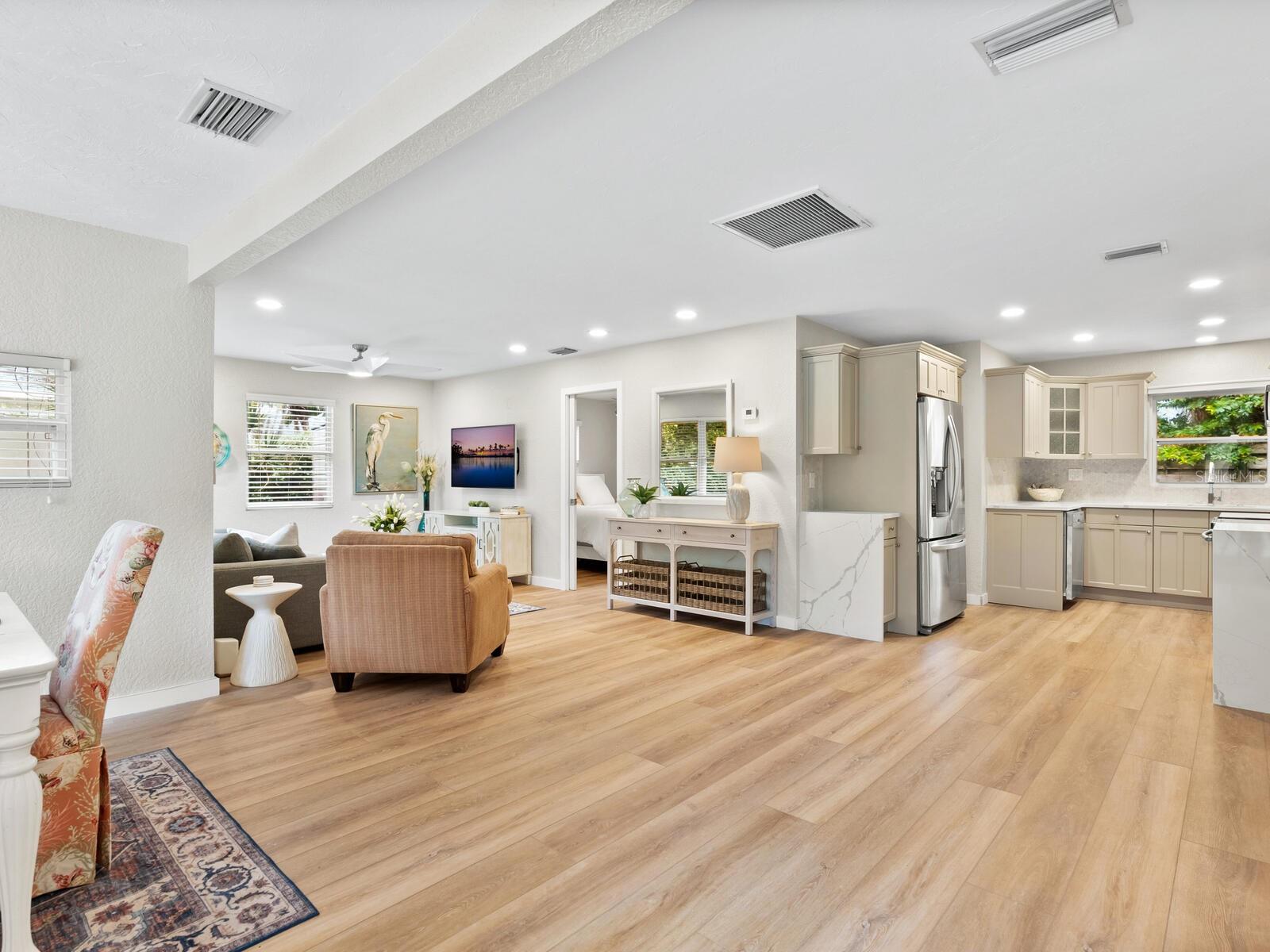1773 HARMONY LN