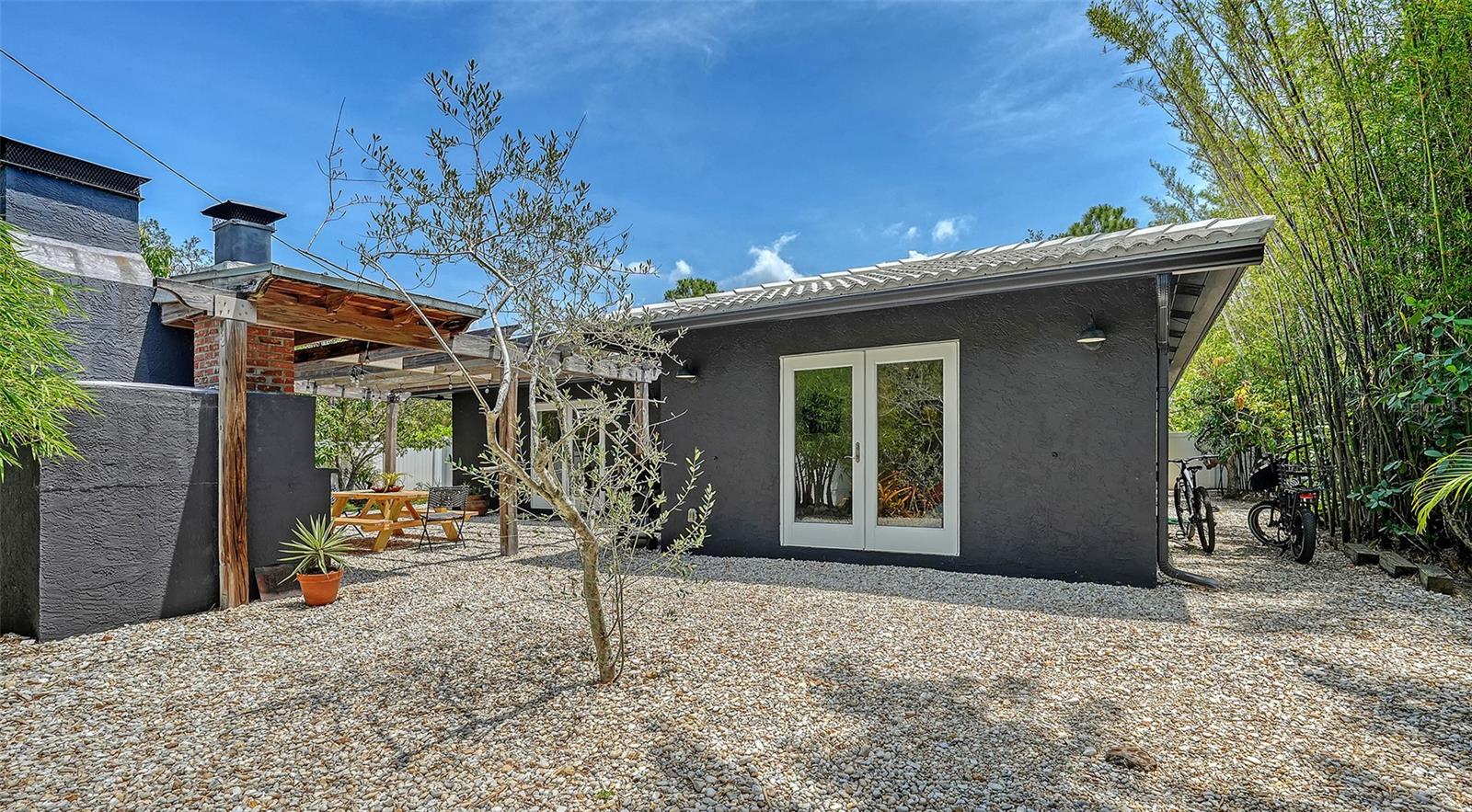 4857 STEVENS DR