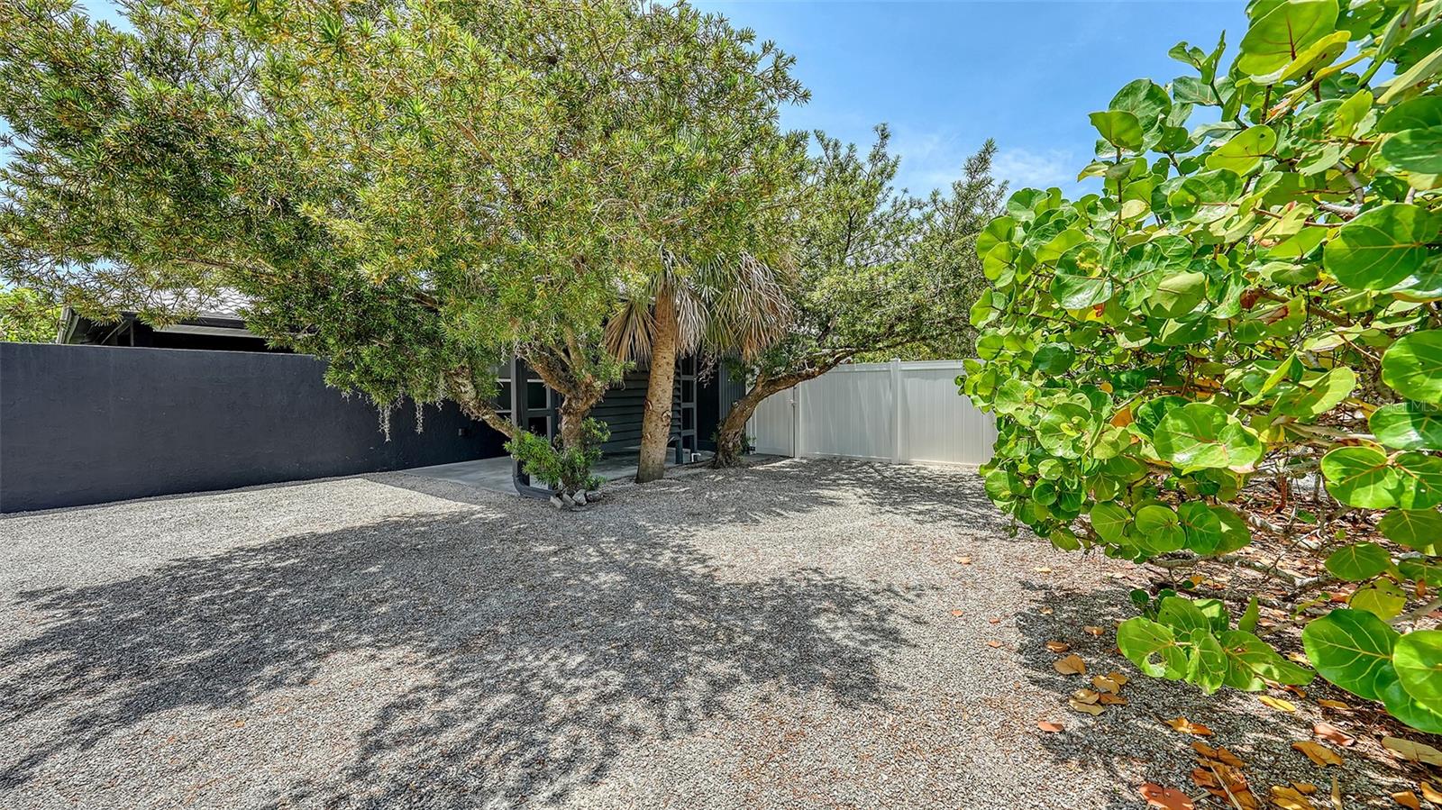 4857 STEVENS DR